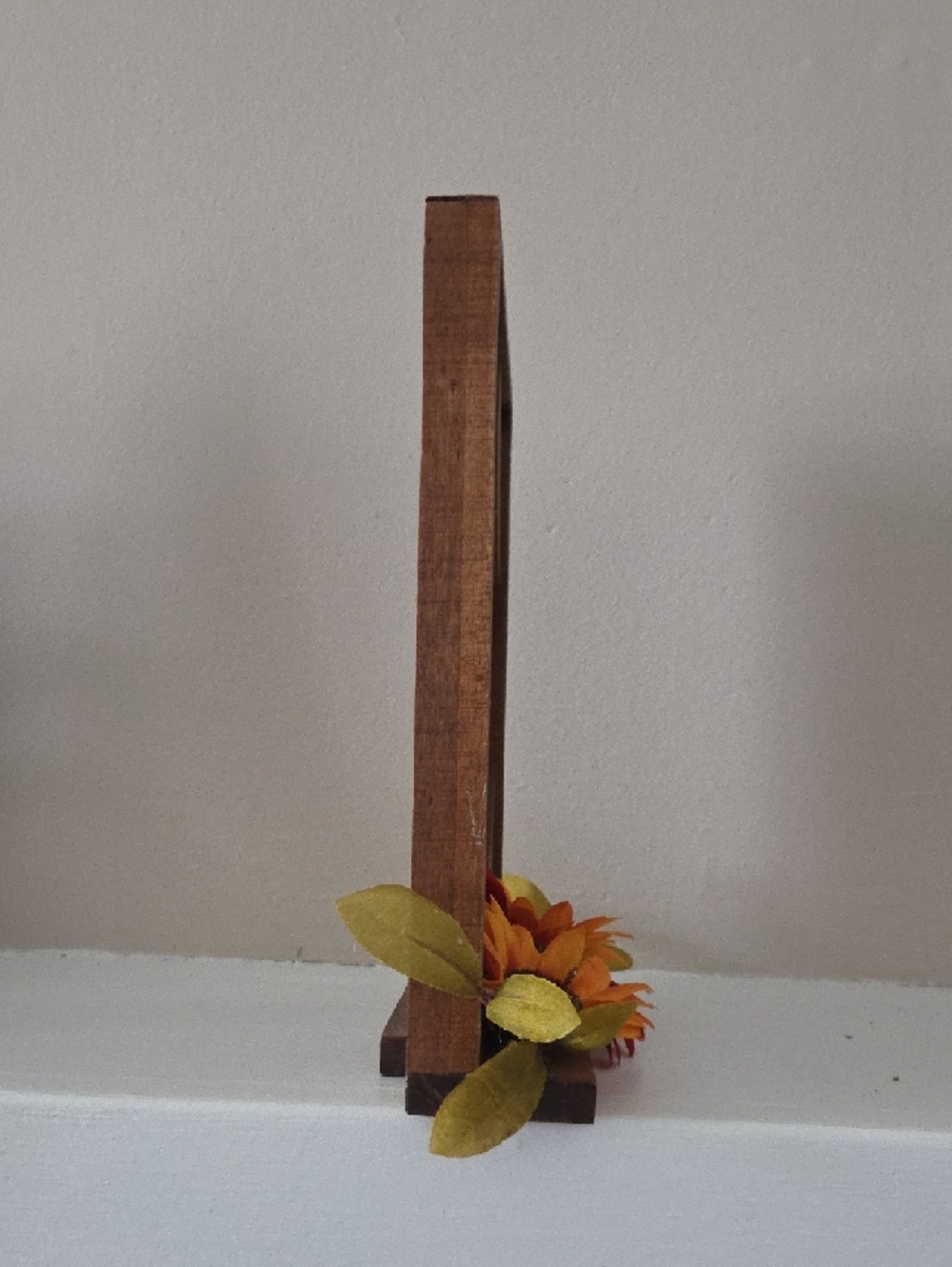 Rustic Wooden Photo Frame with Red & Orange Sunflowers - - Picture 6 of 7